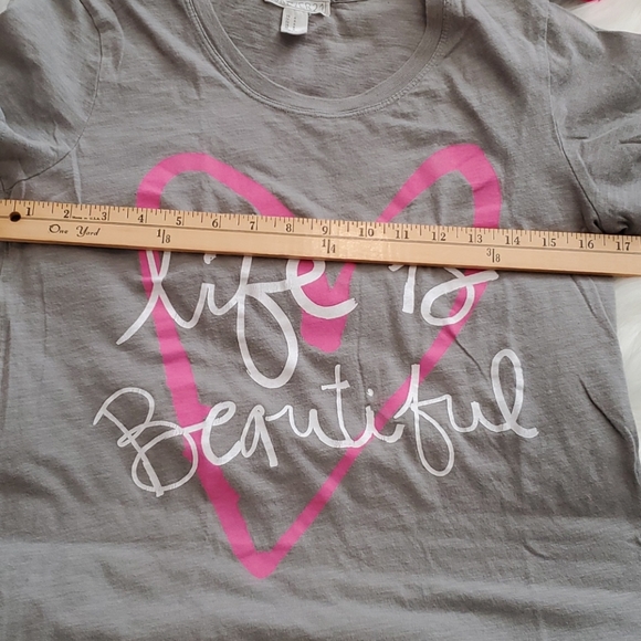 2/$15 Sale Forever 21 Life is Beautiful T-shirt sz Medium - Picture 5 of 8